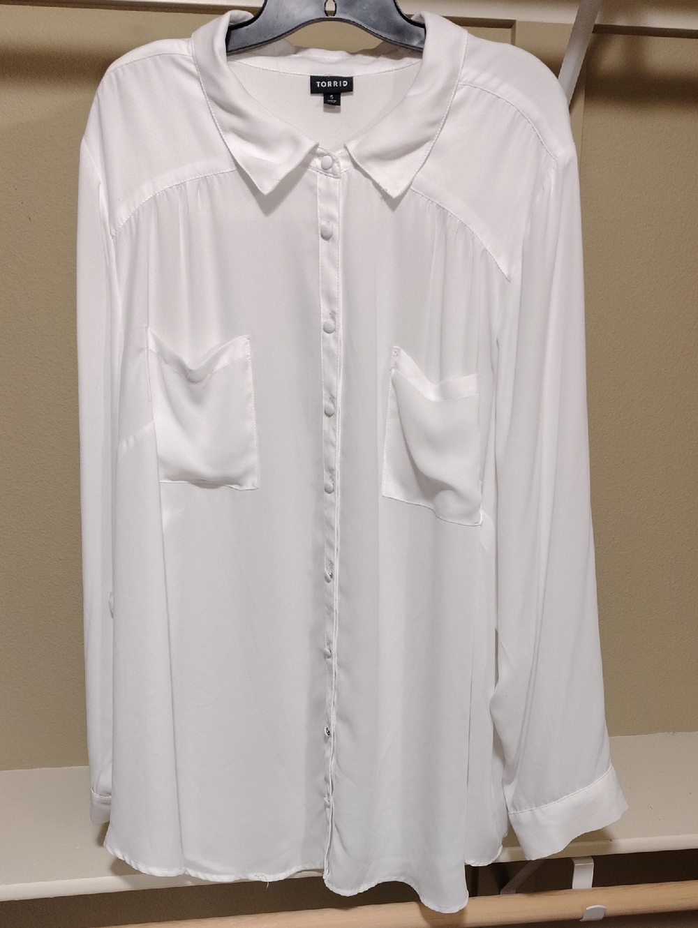 Torrid White Relaxed Button-Front Shirt